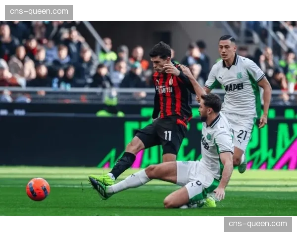 实时战报：那不勒斯与AC米兰对攻大战，半场结束双方暂时1-1战平