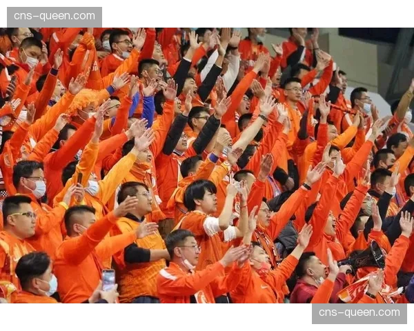 通讯：大雨中的鲁尔德比，球迷助威声贯穿始终