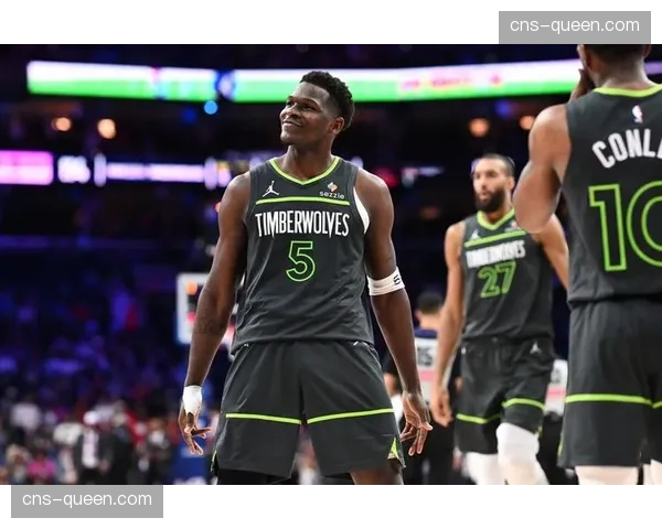 森林狼更新伤病报告：爱德华兹兰德尔戈贝尔等9人缺席收官战